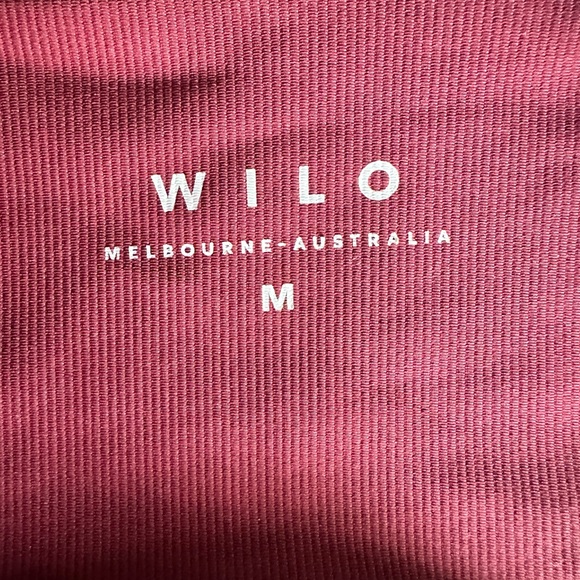 Wilo Sports Bra Size Medium - Picture 3 of 3